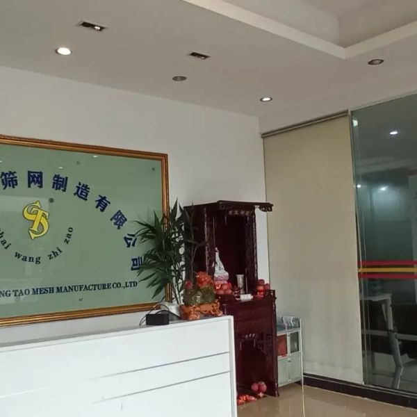 d5931gq6fcbc739p2dh0.webp