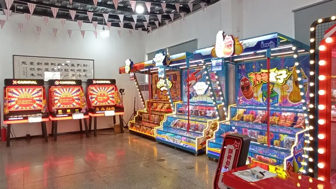 Guangzhou Lionet Amusement Equipment Co., Ltd. Claw Machine