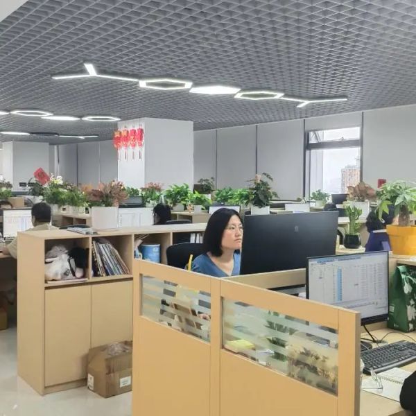 d5932cq6fcbc739p2ie0.webp