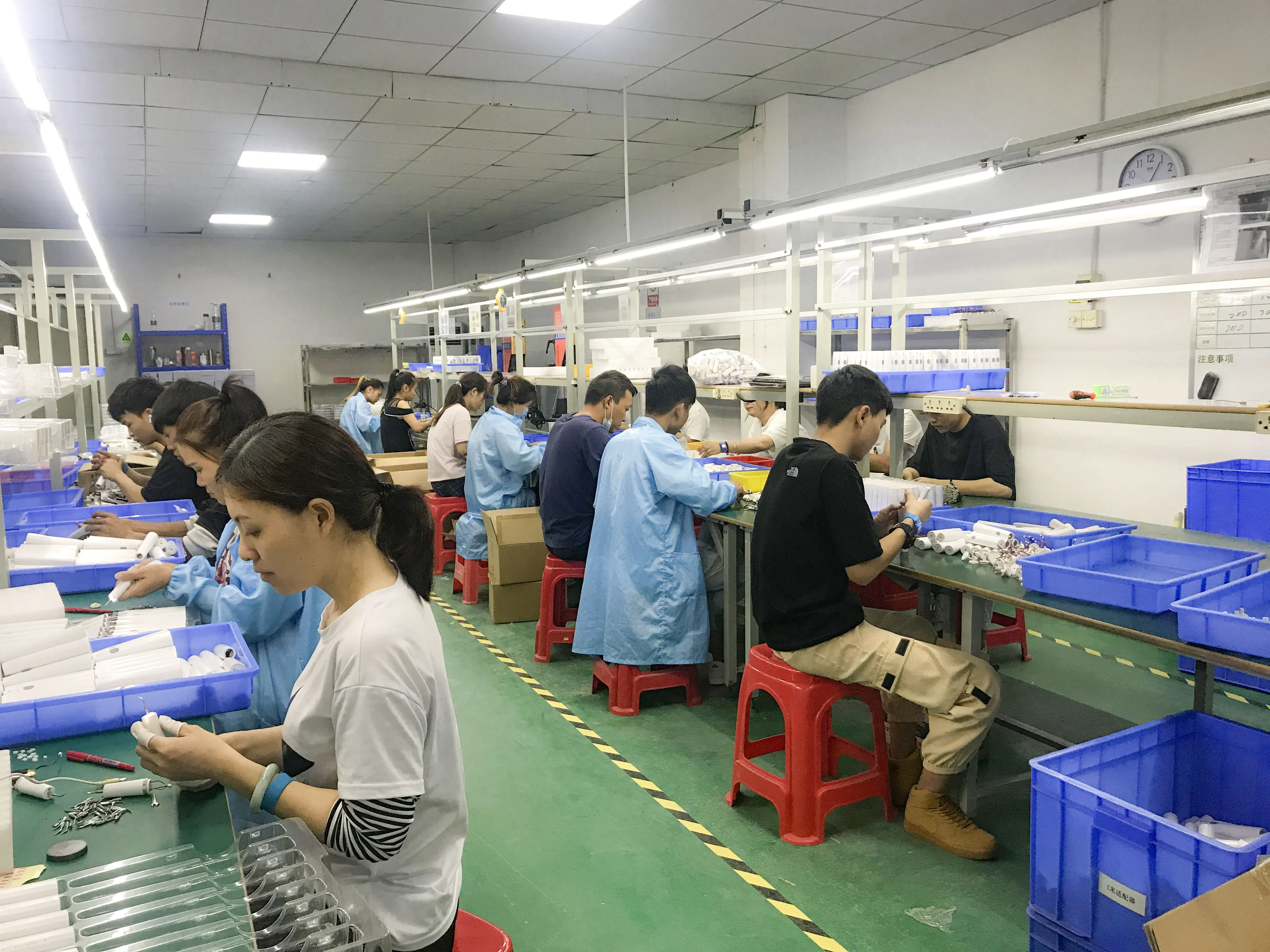 Shenzhen Lunzn Technology Co., Ltd. factory image 6