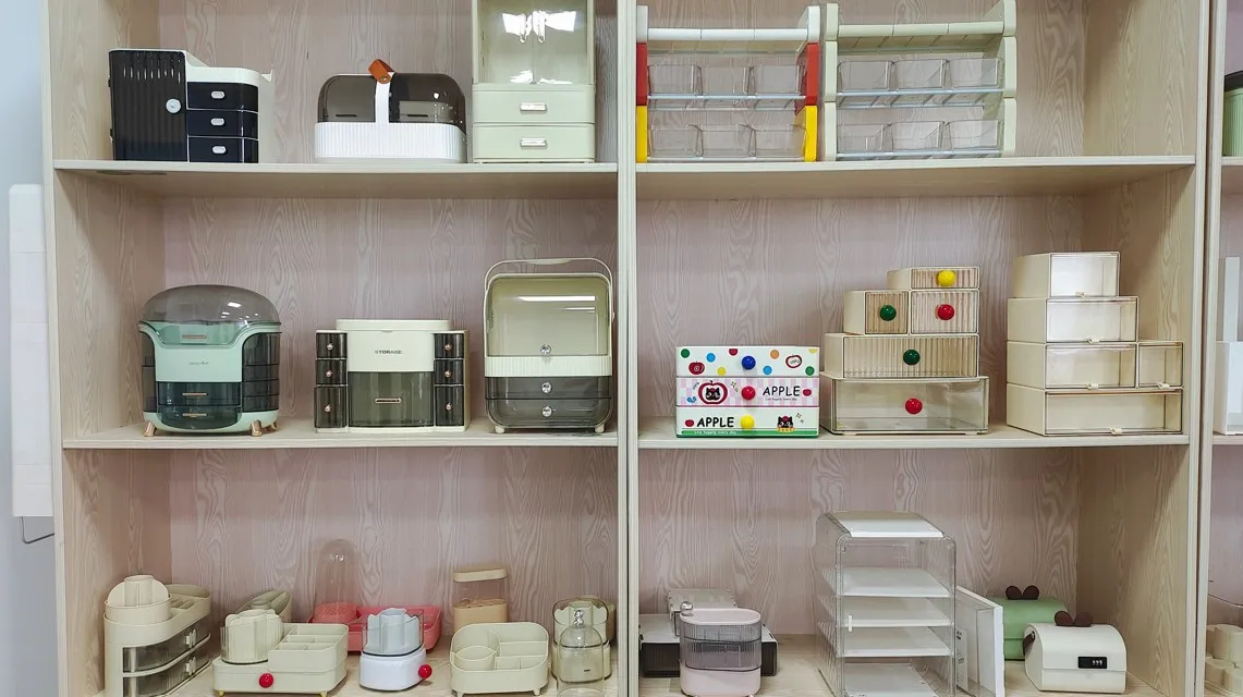 Taizhou Wanuo Chuangfeng Daily Necessities Co., Ltd. Shoe Storage Boxes