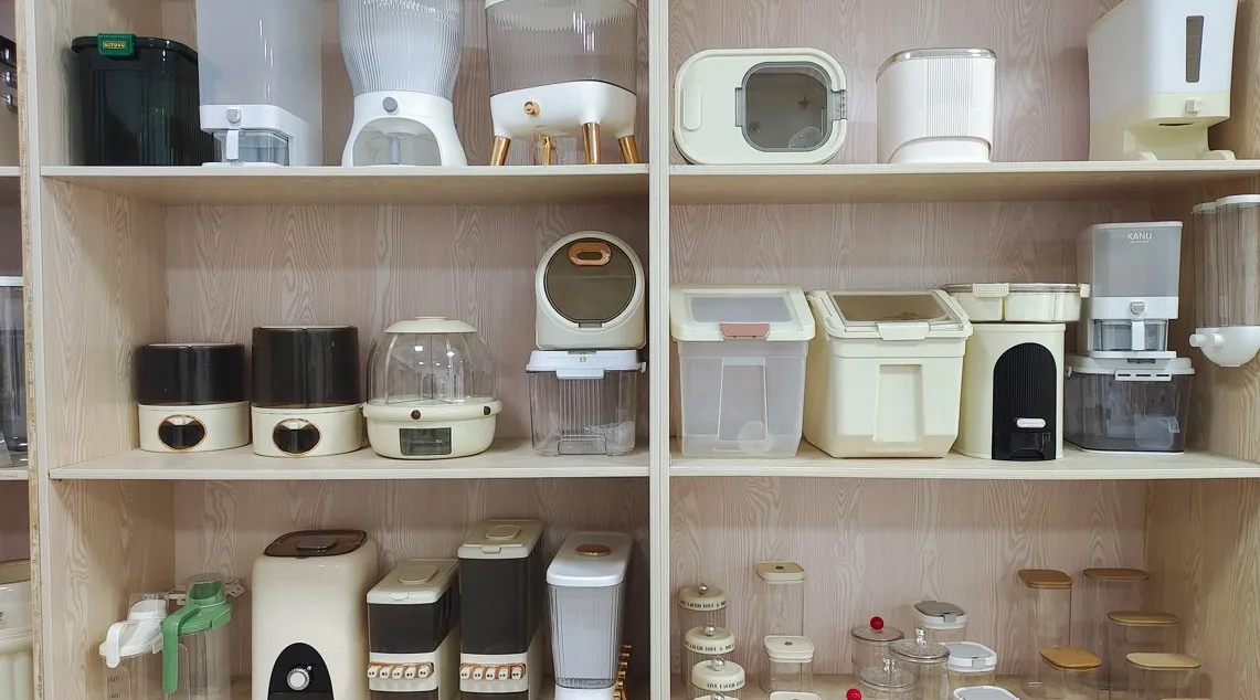 Taizhou Wanuo Chuangfeng Daily Necessities Co., Ltd. Rice Dispensers