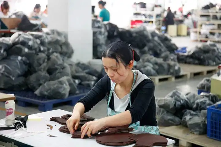 Sichuan Aedra Technology Co., Ltd. Women Sandals