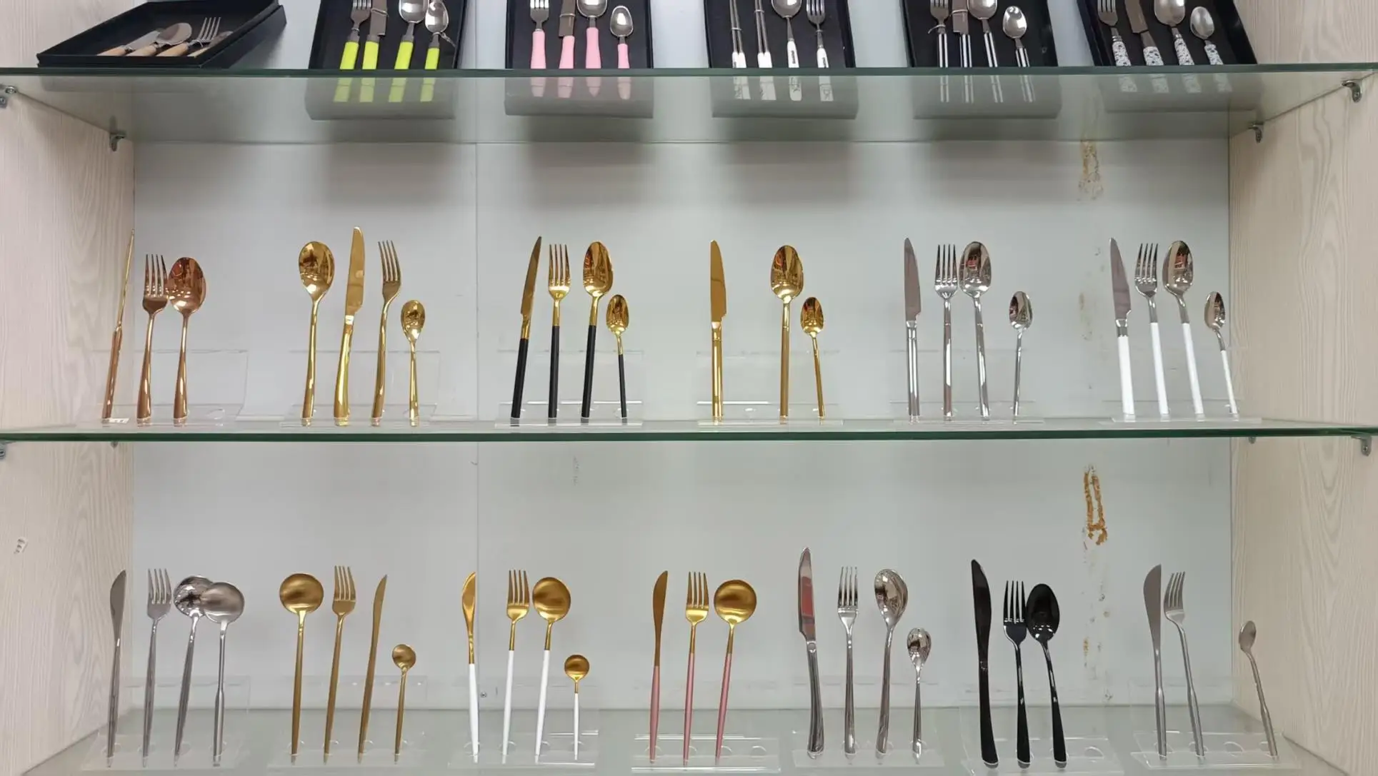 Xiamen Boshun Cutlery Co., Ltd. Flatware Set