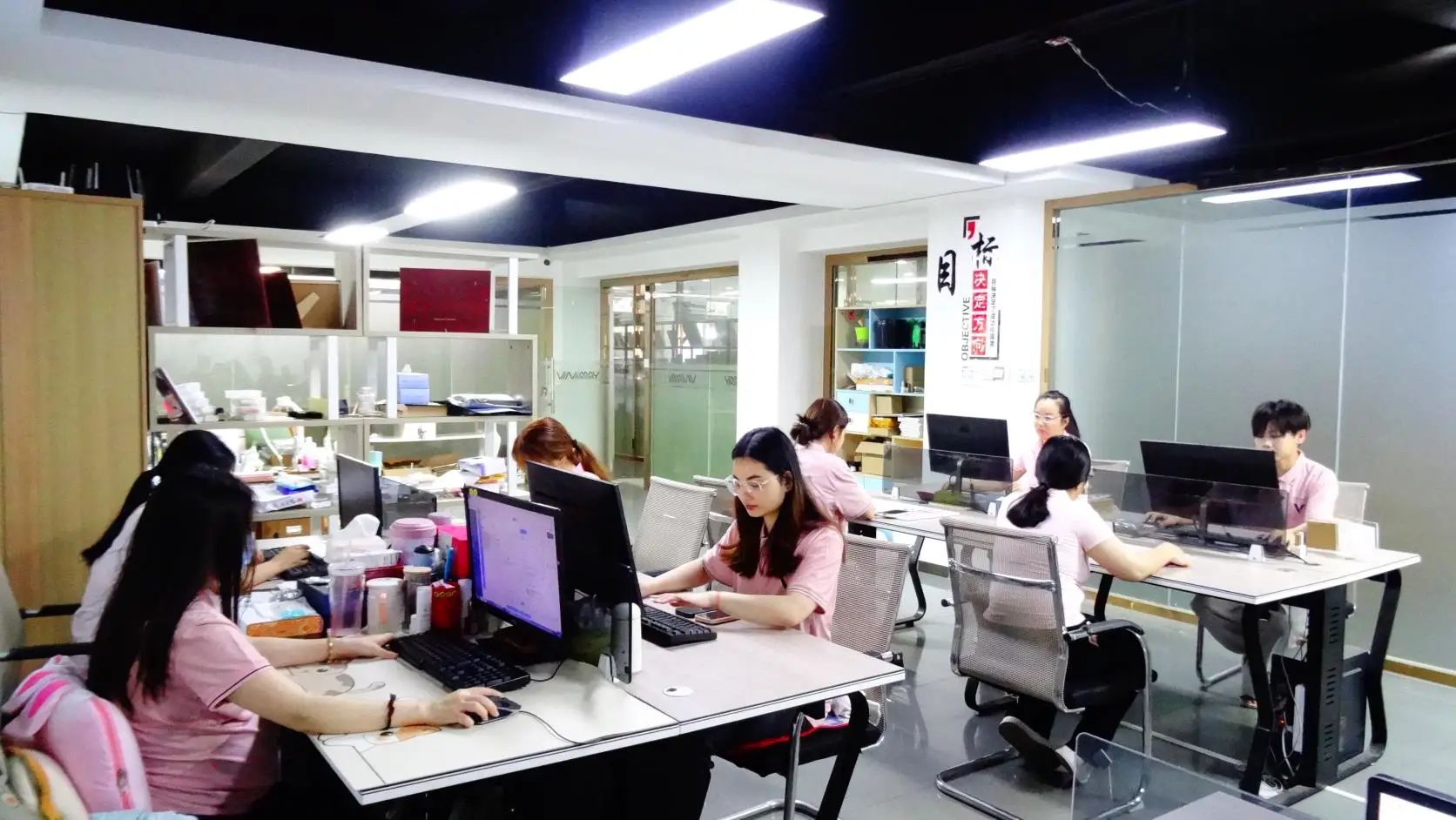 Guangzhou Vinimay International Cosmetics Co., Ltd. factory image 5