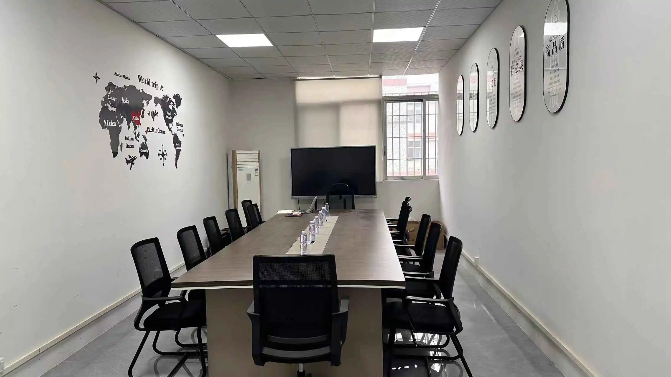 Jiangmen Huaqi Lighting Co., Ltd. Ceiling Light