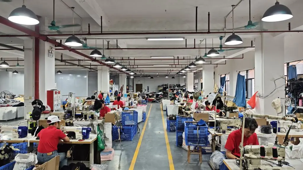 Dongguan 3H Headwear Manufacturing Co., Ltd. Snapback Cap