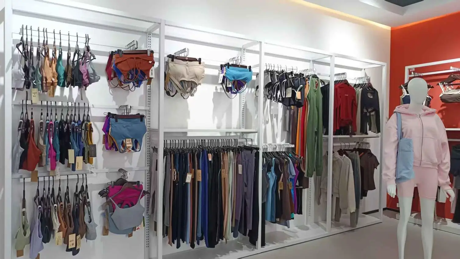 Xiamen Saker Technology Co., Ltd. Sports Bra