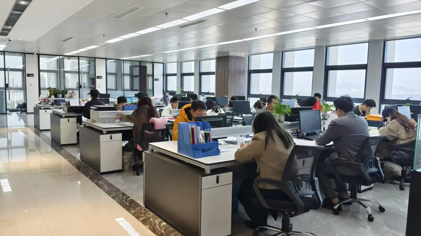 Zhongfeng Lihua (xiamen) Intelligent Technology Co., Ltd. Curtain Automation Equipment