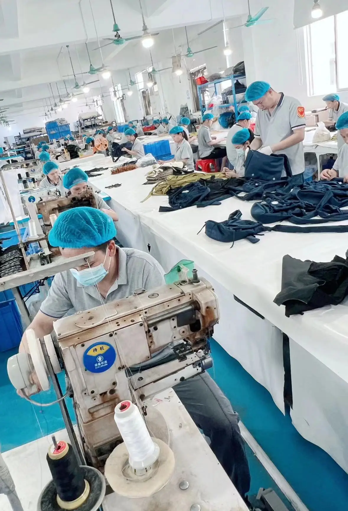 Sanming City Sanyuan District Lazy Sheep Trading Co., Ltd. handbags