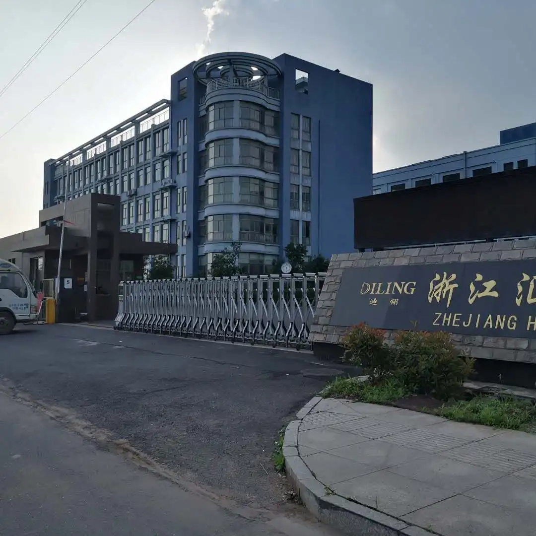 Yiwu Diling Import And Export Co., Ltd. Wall Clocks