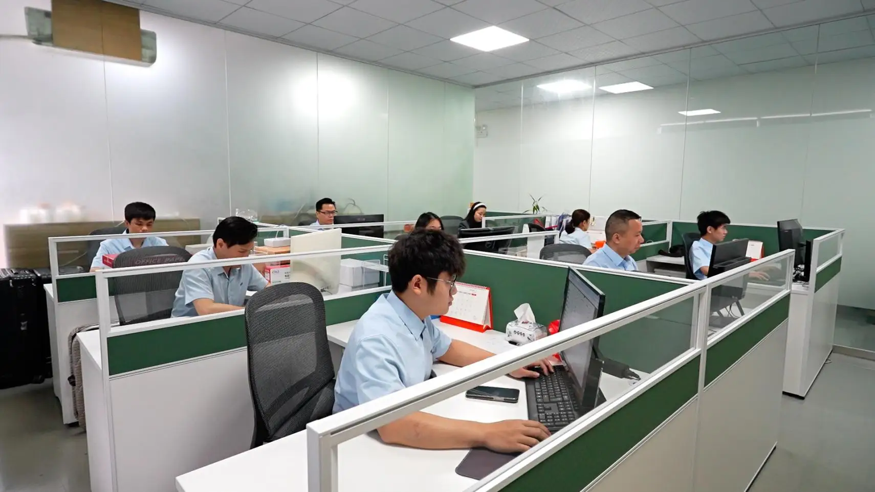 Shenzhen Yuweixin Electronic Co., Ltd. factory image 3