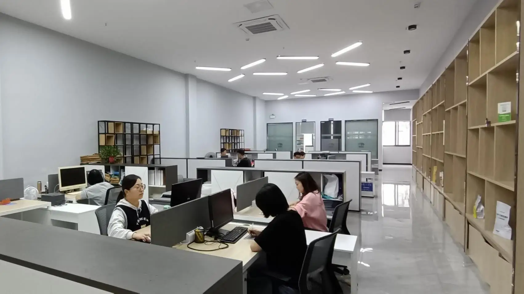 Wenzhou Changfa Packaging Co., Ltd. Stand up pouches