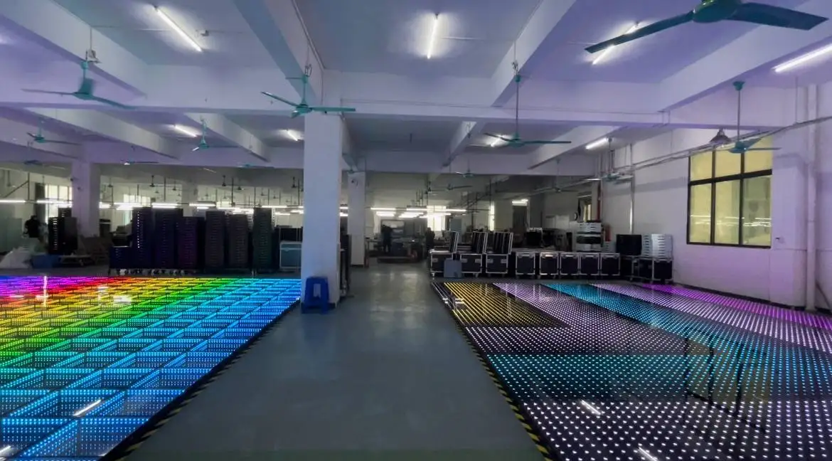 Guangzhou Huadu Top Stage Light Equipment Factory factory image 4