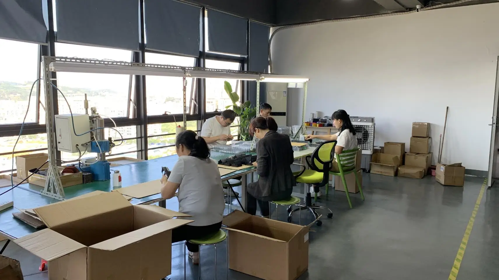 Dongguan Jiachenxing Electronic&Technology Co., Ltd. Blow Molding