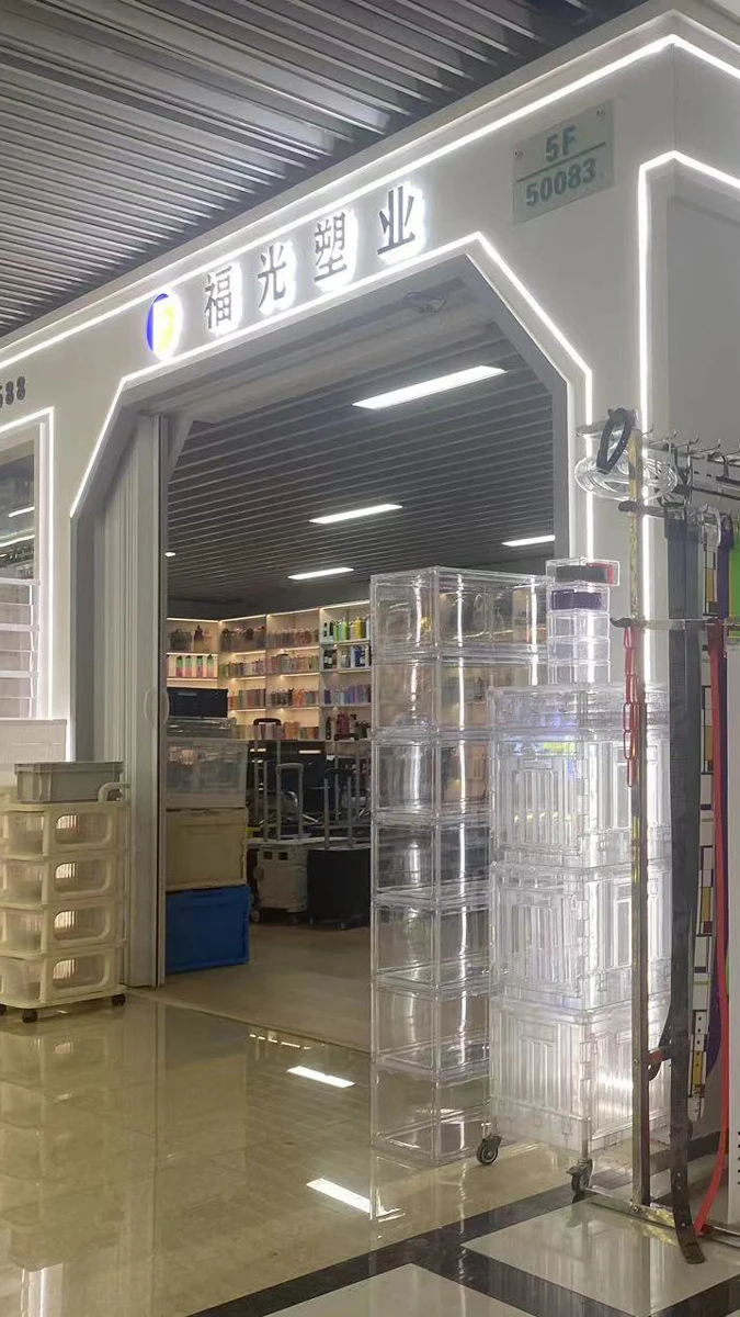 Yiwu Fuguang Plastic Products Co., Ltd. Plastic Hangers