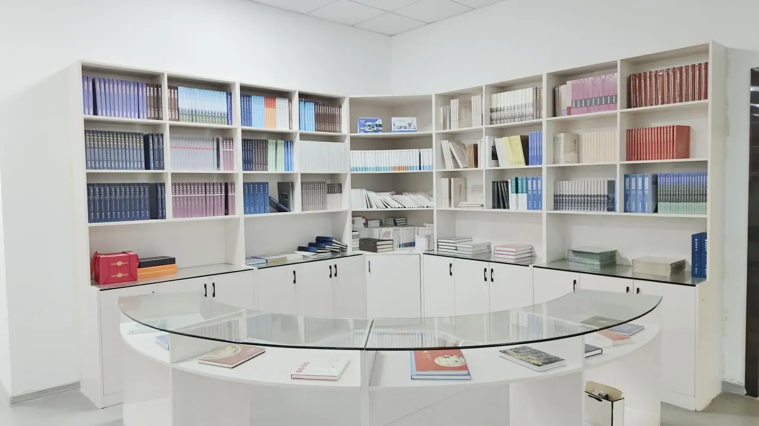 Fuzhou Shanli Printing Co., Ltd. Hardcover Books