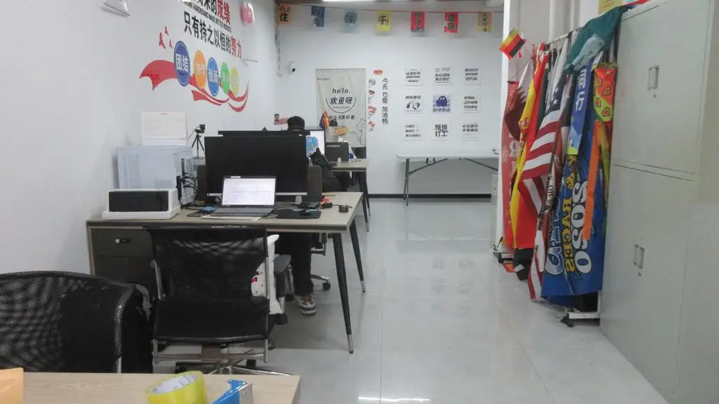 Weifang Fuguide Supply Chain Co., Ltd. Custom Pennant Flags