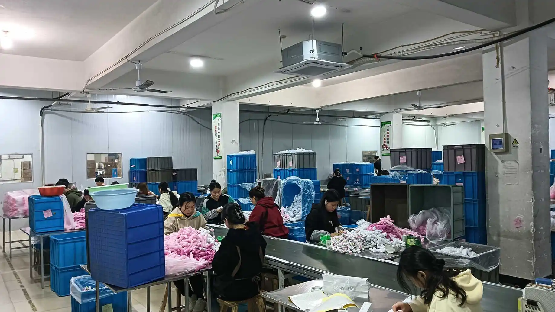 Zhejiang Shuaibao Plastic Products Co., Ltd. Baby Feeding Bottles