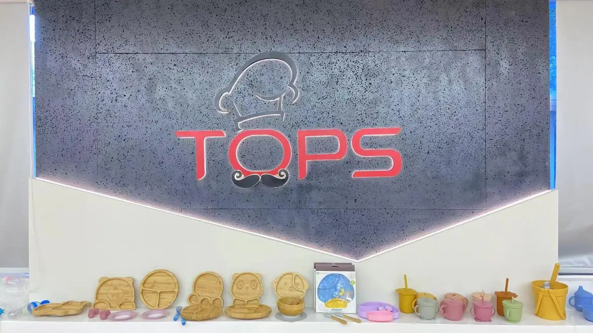 Jiangmen Tops Silicone & Plastic Products Co., Ltd. Silicone Bakeware