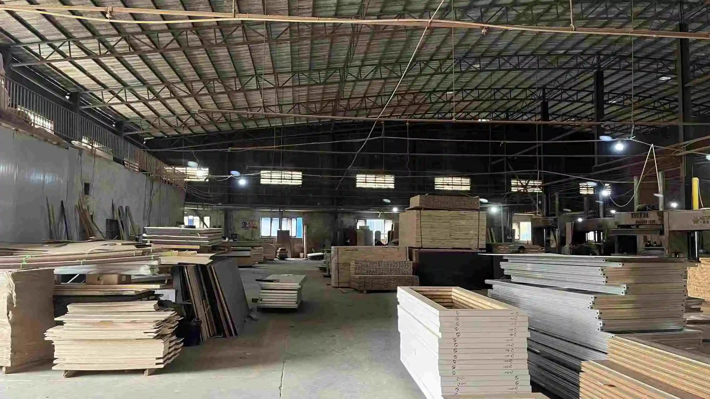Foshan Anda Industry Co., Ltd. Pivot Door