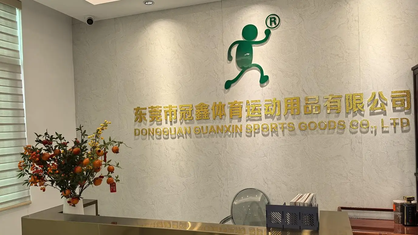 Dongguan Guanxin Sports Goods Co., Ltd. Travel Bags