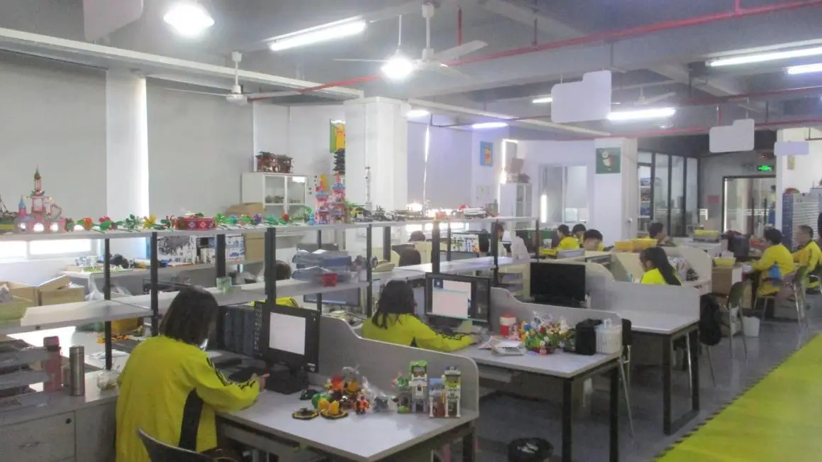 Guangdong Woma Animation Toys Co., Ltd. Construction Sets