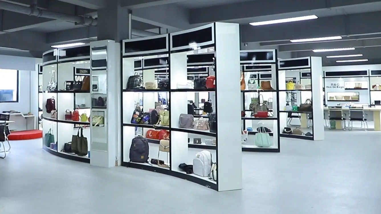Guangzhou Bogia Leather Products Co., Ltd. Card Holders