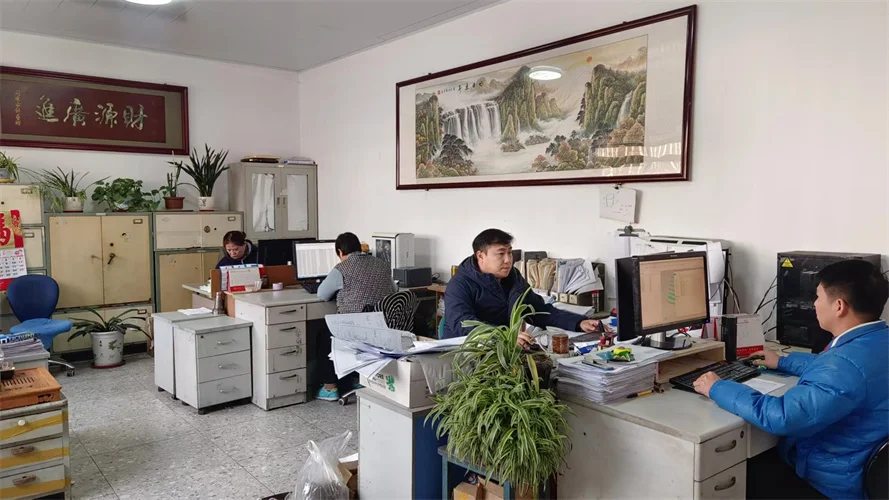 Qingdao Huaju Industrial Co., Ltd. Sheet Metalworking Machines