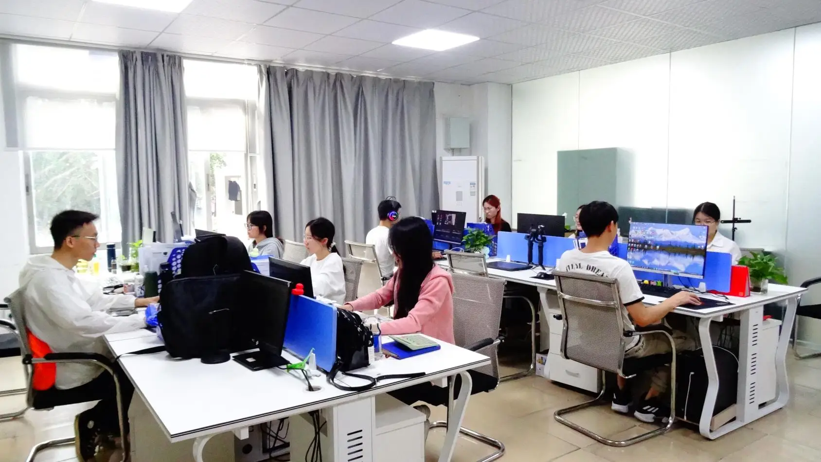 Guangzhou Qihang Imp&Exp Co., Ltd. factory image 3