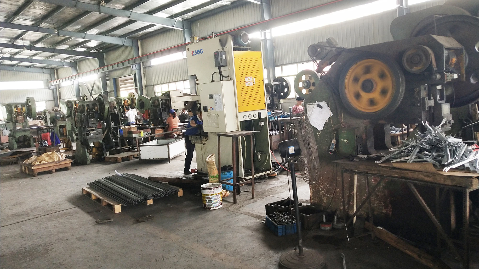 Quzhou Chenglong Hatdware Ltd Pegboard