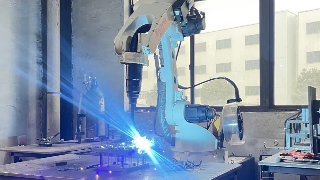 Hangzhou Yizhan Technology Co., Ltd. Circular Saw