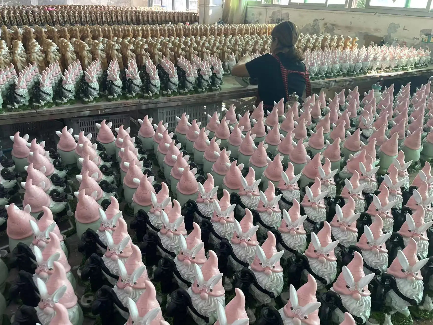 Xiamen Design In Source Trading Co., Ltd. piggy bank