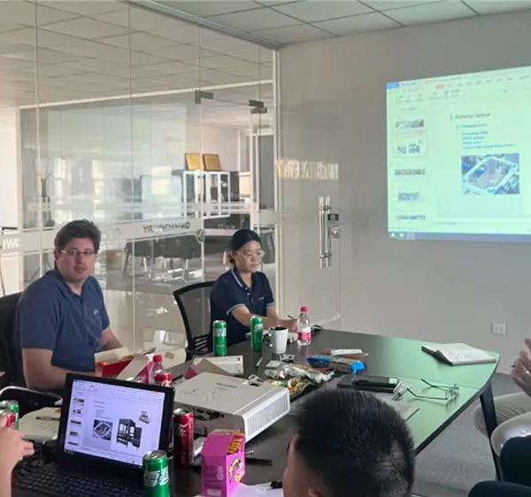 d59jea4s8i3c73ccvr40.webp