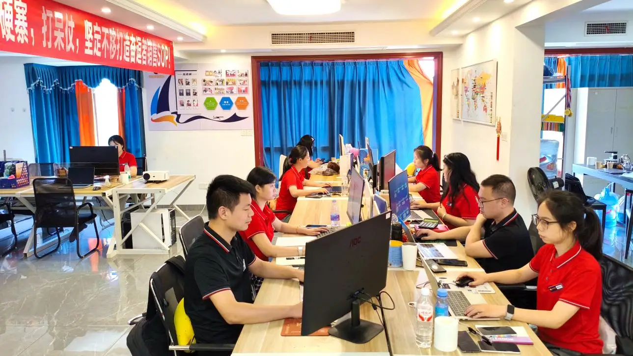 Changsha Fun Doers International Trade Co., Ltd. Plush Pillows