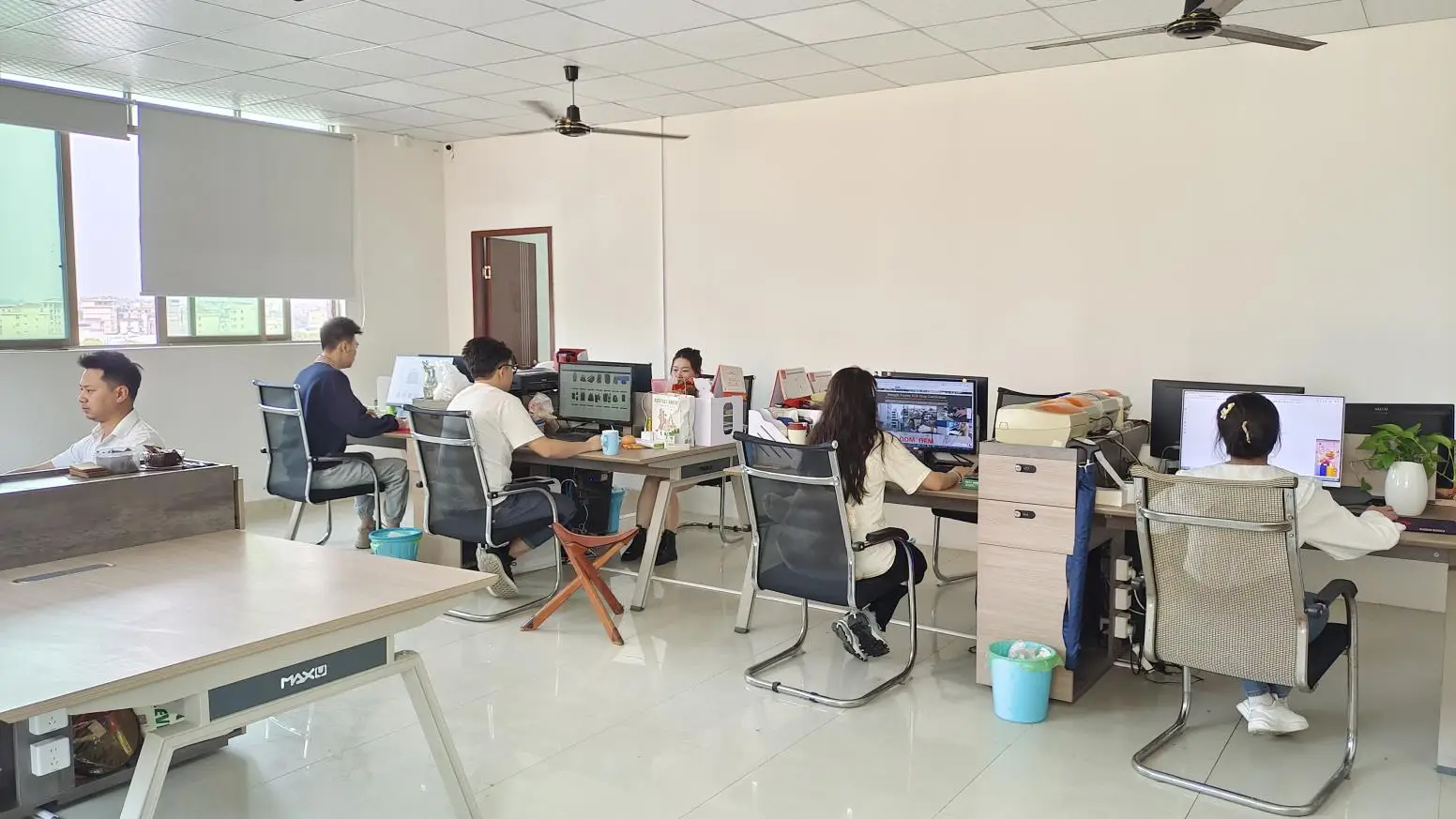 Guangzhou Bawan Leather Goods Co., Ltd. Backpacks
