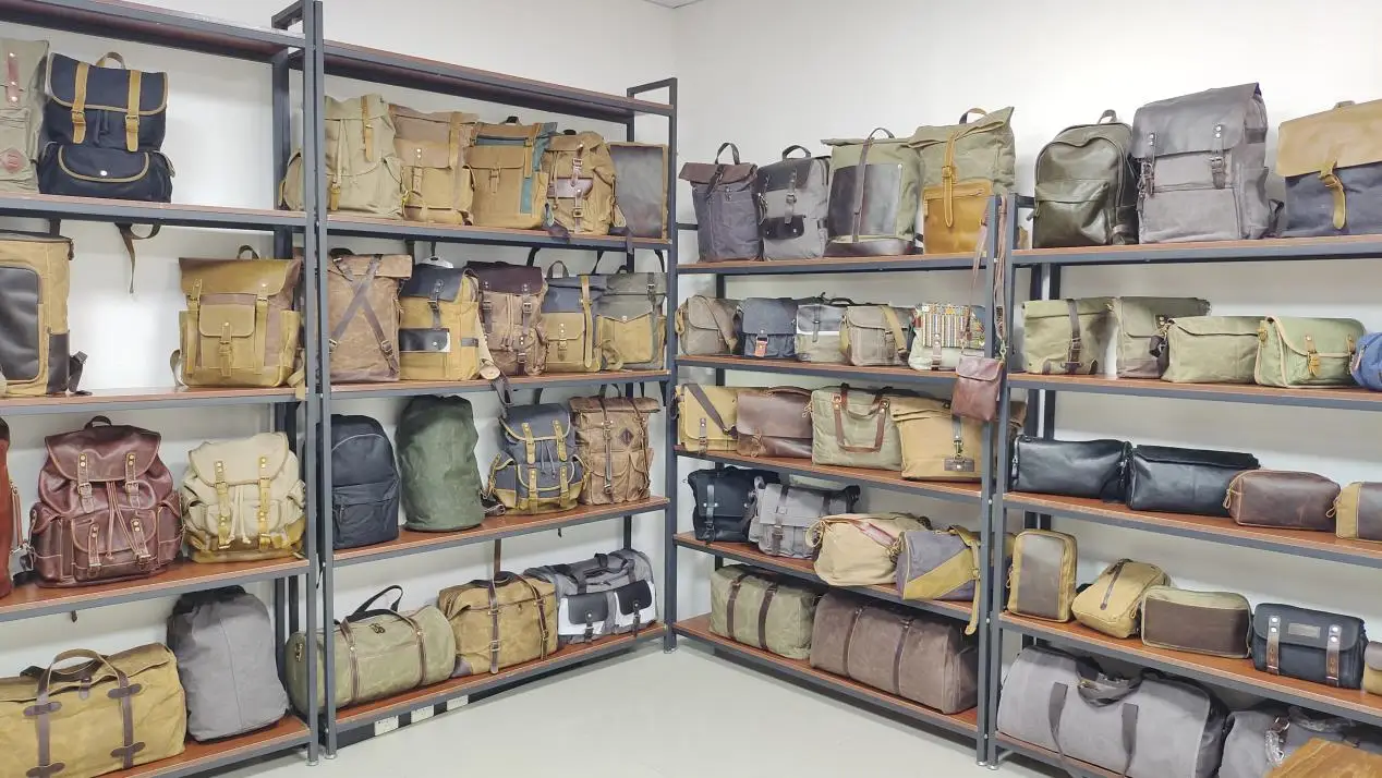 Guangzhou Bawan Leather Goods Co., Ltd. Canvas Backpacks