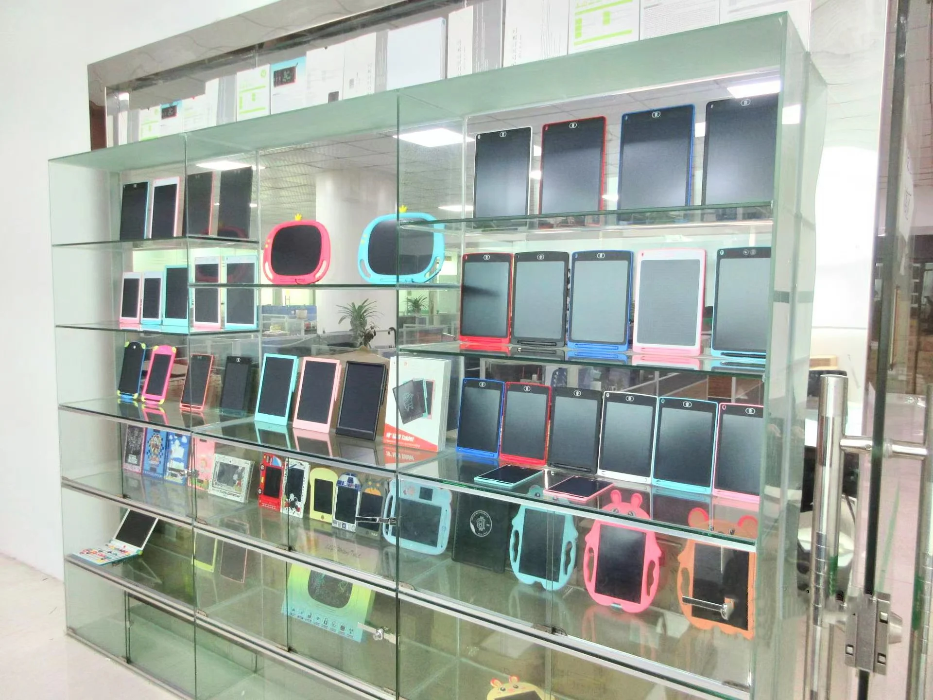Anhui Forever Spring Network Technology Co., Ltd. Educational toys