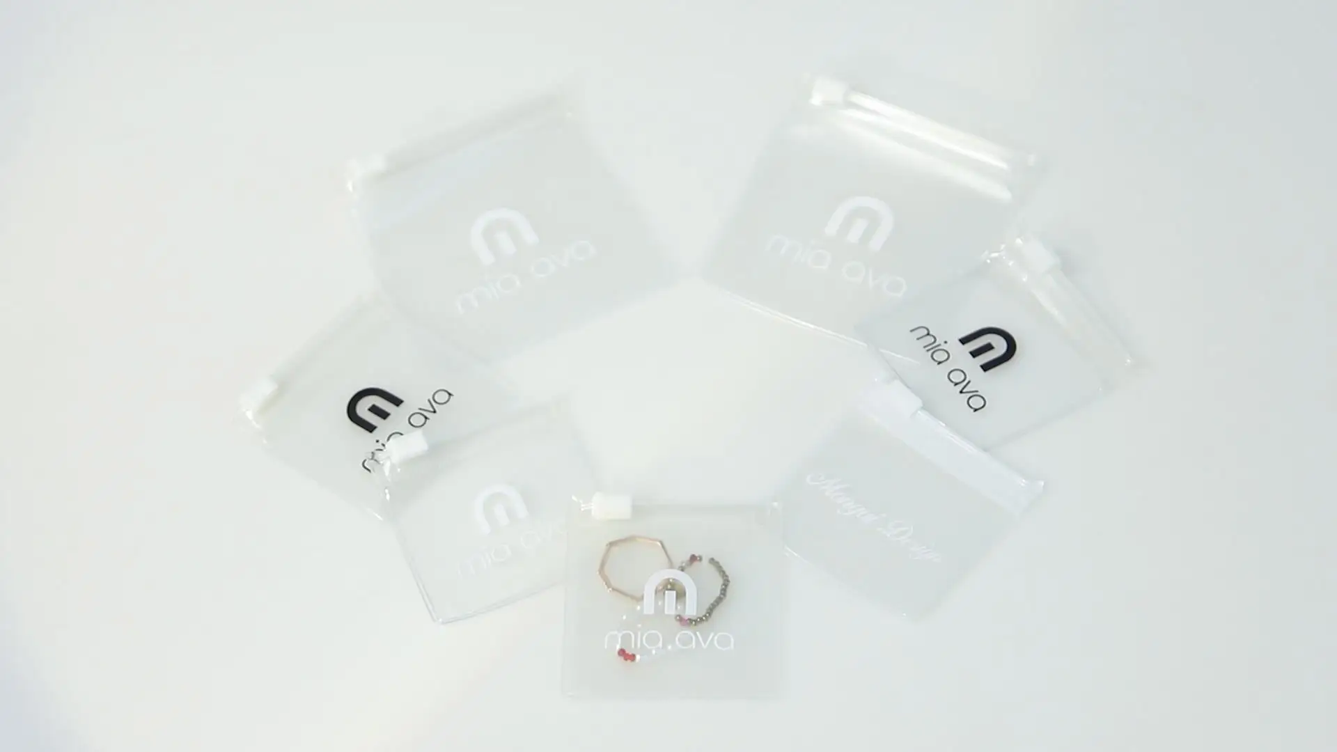 Ningbo Luckystar Commodities Co., Ltd. Shopping Bags