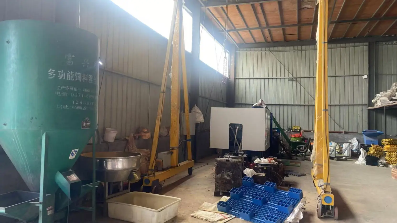 Zhengzhou Suez Industry and Trade Co., Ltd. Garage Floor Tiles