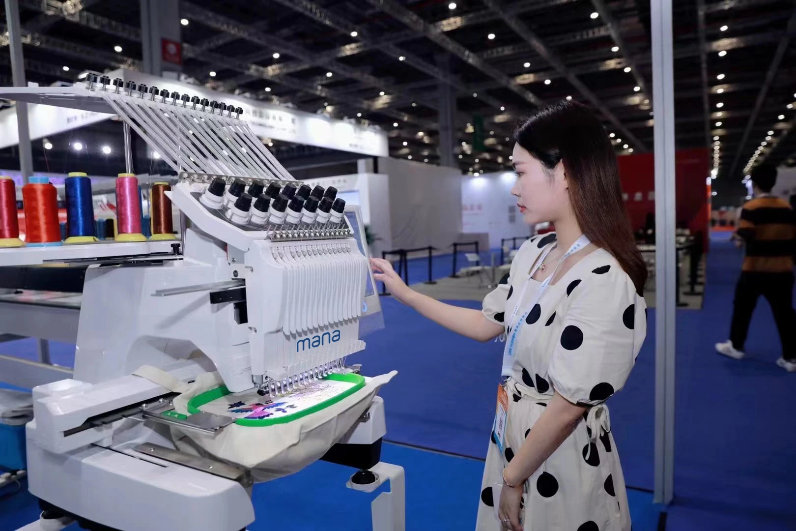 Zhuji Mana Sewing Equipment Co., Ltd. Computerized Embroidery Machine