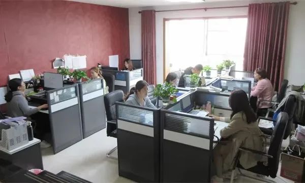 d59jkg4s8i3c73cd0d60.webp