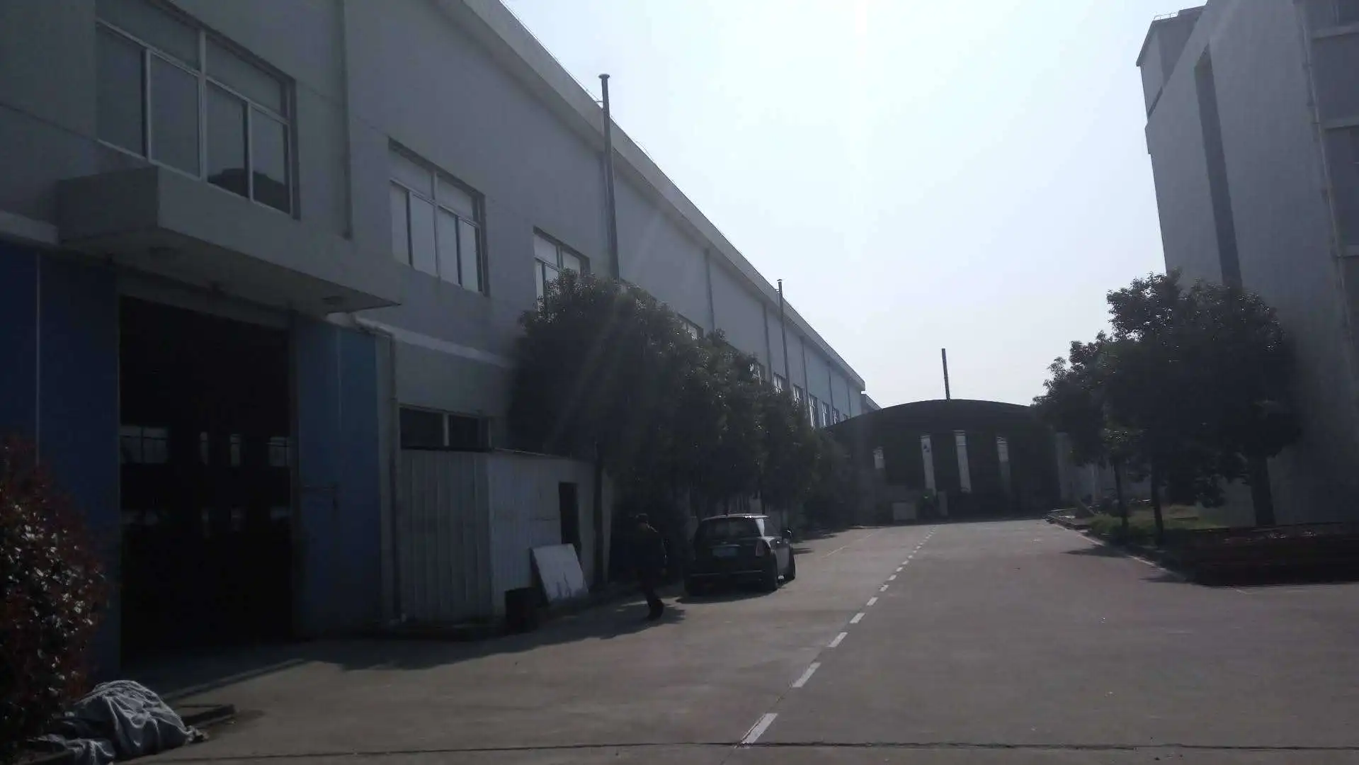 Ningbo Metal Tech Electrical Solution Co., Ltd. shower curtains