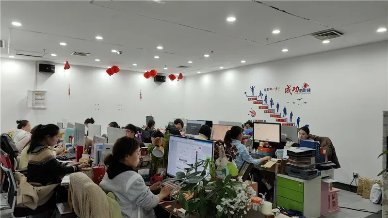 Henan Tianhou Electronic Technology Co., Ltd. Wedding Plinths