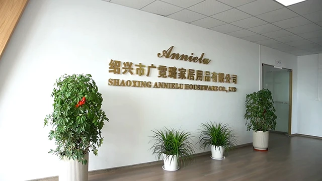Shaoxing Annielu Houseware Co., Ltd. Table Cloth