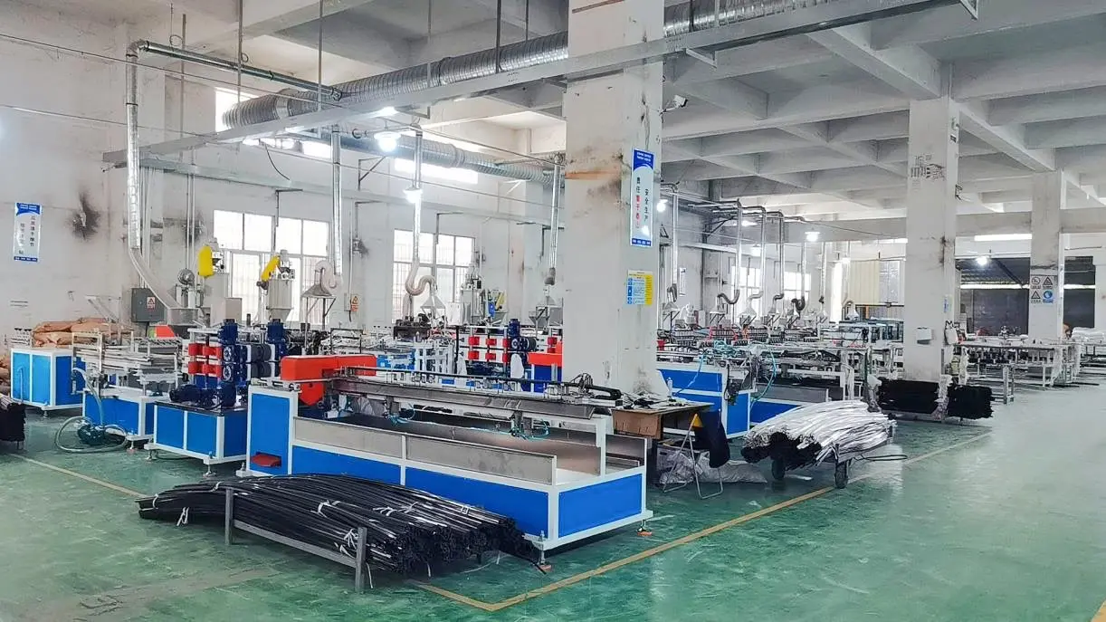 Foshan Sampo Lighting & Electrical Co., Ltd. Magnetic LED Track Lighting Systems