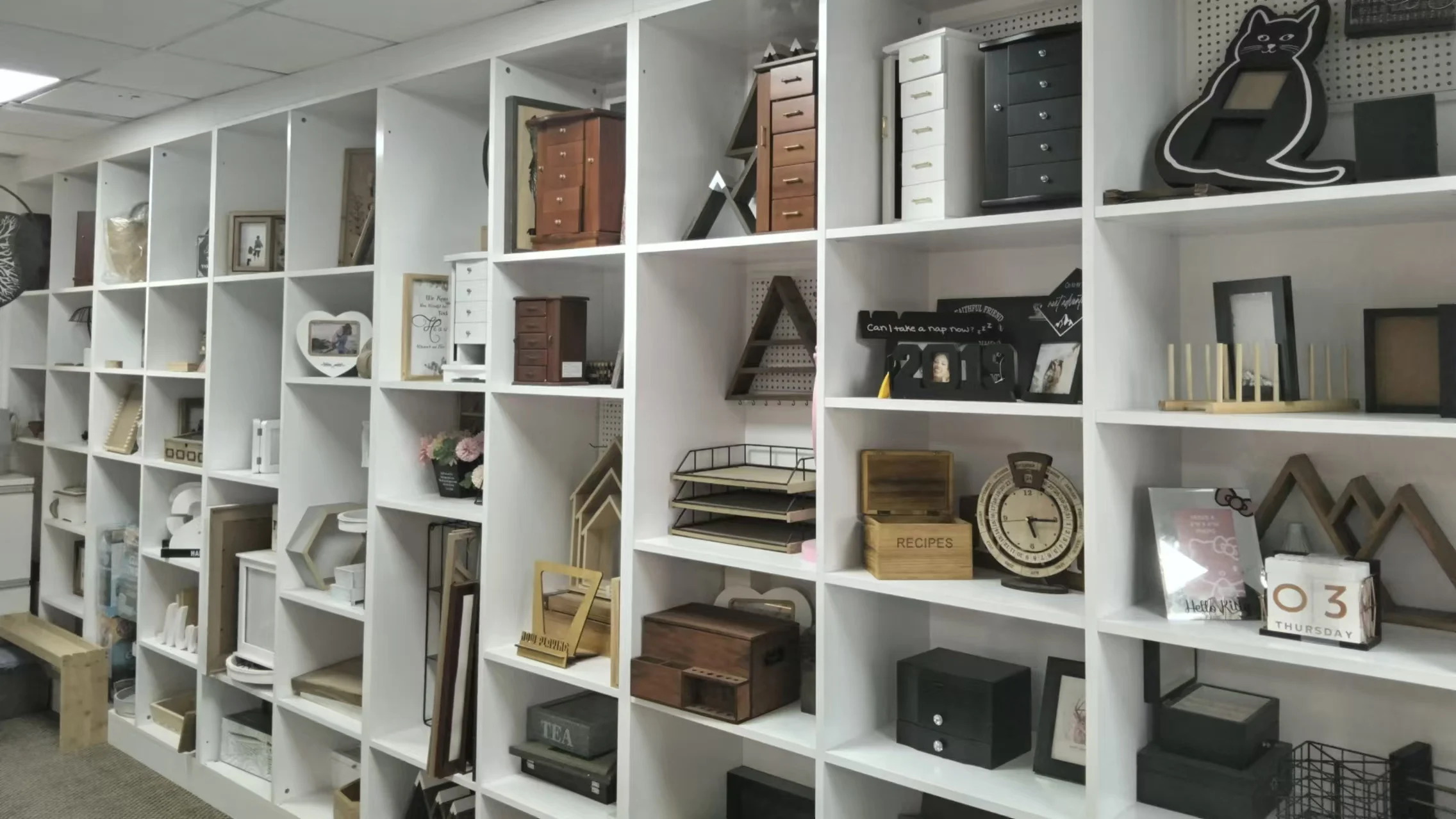 Best Goal (Shanghai) Manufacture Co., Ltd. Wooden Jewelry Box