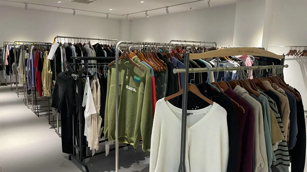 Dongguan City Topshow Garment Co., Ltd. Tracksuits