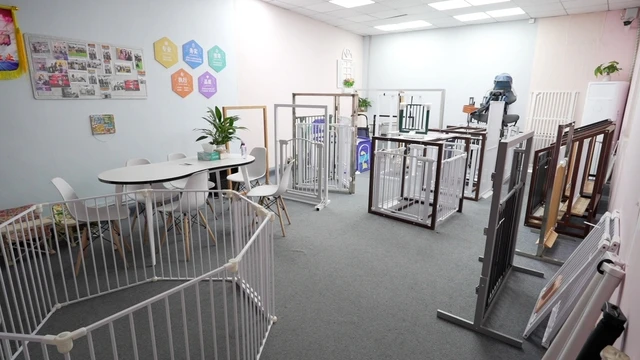 Zhongshan Jinlang Daily Products Co., Ltd. Baby Gates