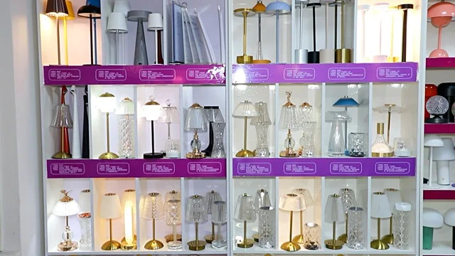 Nanyang City Wancheng District European Jingtong Trading Co., Ltd. Table Lamps